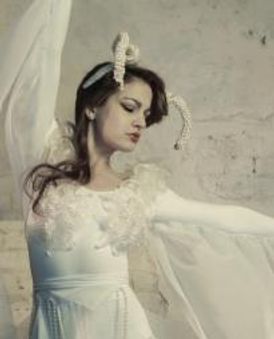 Mihaela Modorcea Headshot