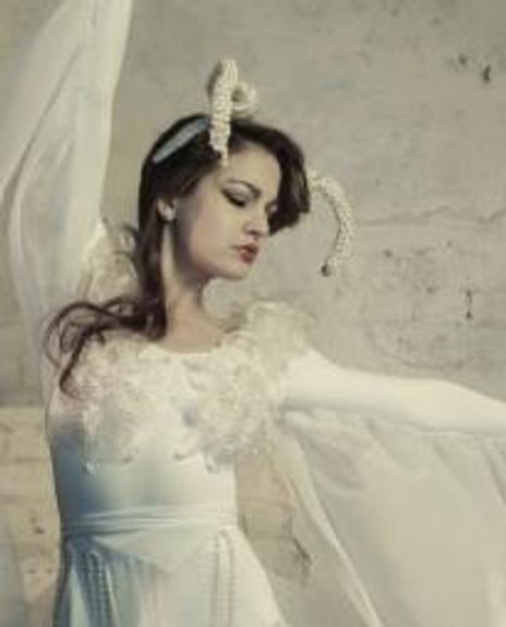 Mihaela Modorcea Headshot