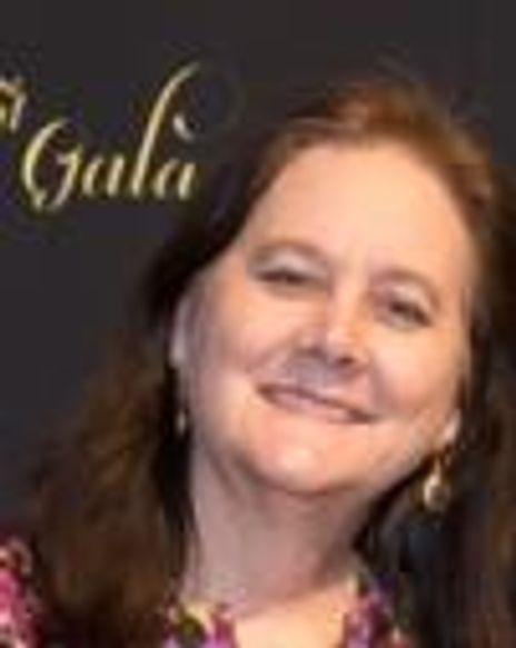 Darcy Bradbury Headshot