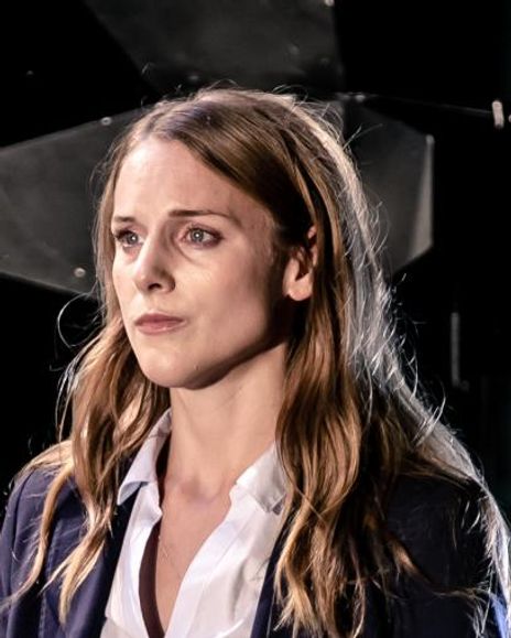 Kelly Gough Headshot