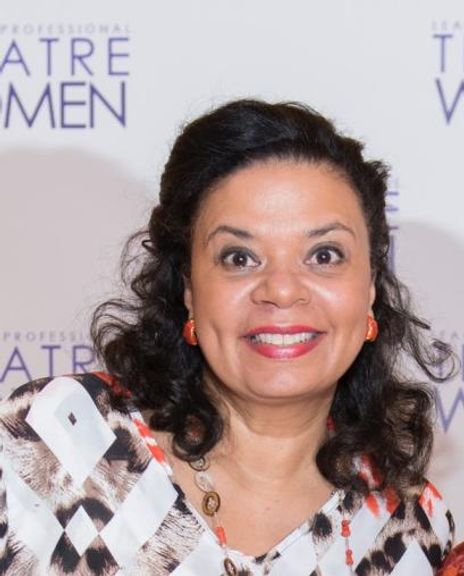 Yvette Heyliger Headshot