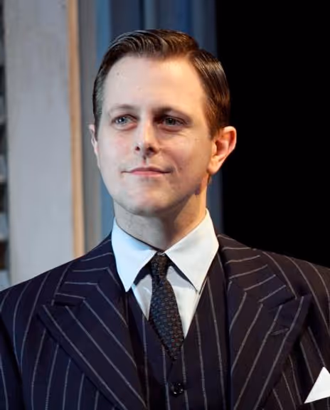 Gareth Bennett Headshot