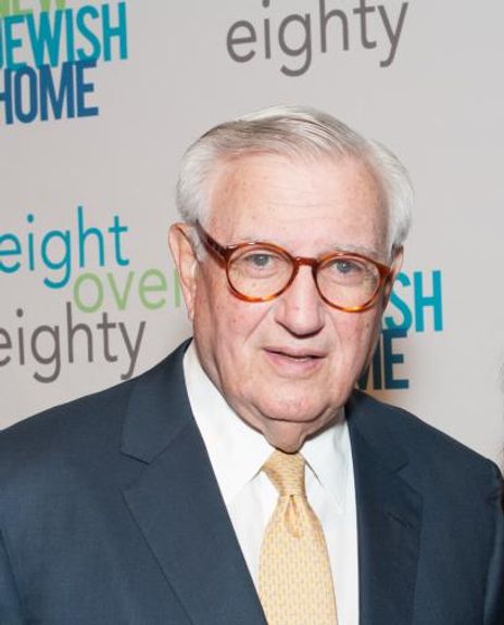 Roy Zuckerberg Headshot