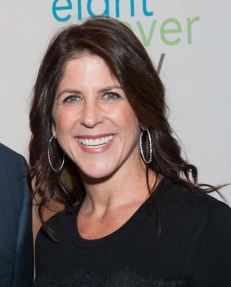 Tami J Schneider Headshot