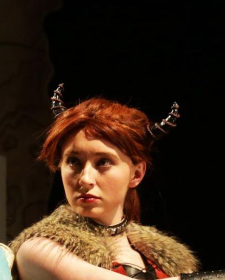 Kristen Wolfe Headshot