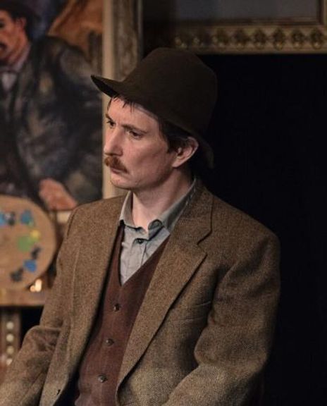 Dara Lillis Headshot