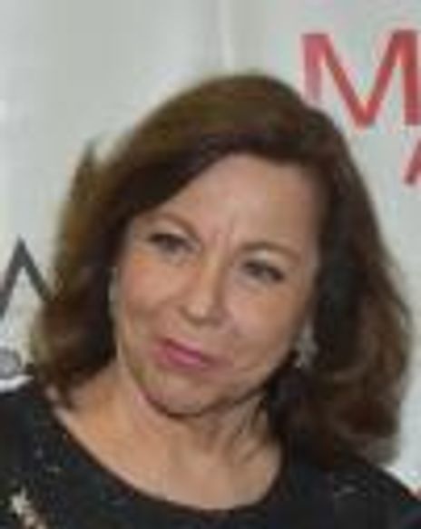 Linda Ariel Burns Headshot