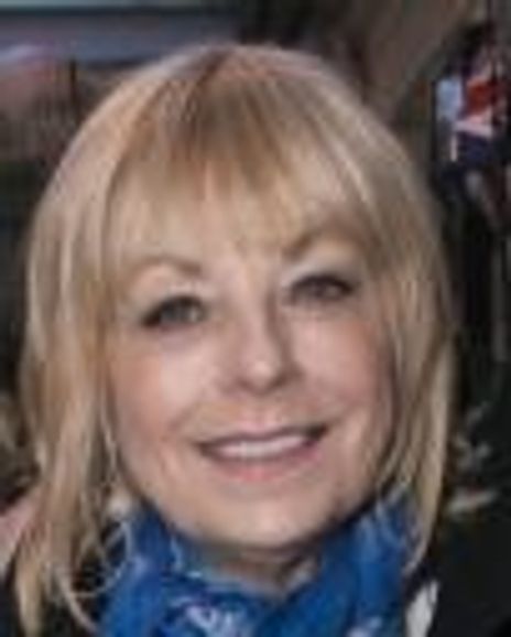 Mari Wilson Headshot