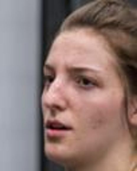 Analiese Puzon Headshot