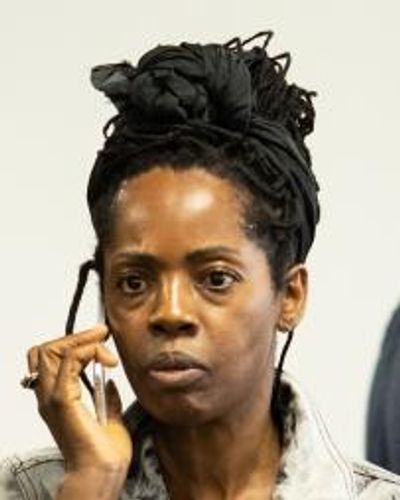 Lorna Brown Headshot