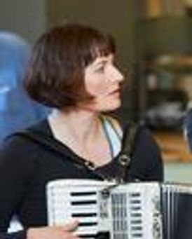 Katherine Toy Headshot