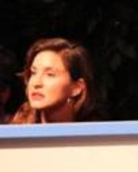 Elizabeth Holcomb Headshot