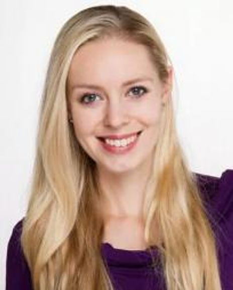 Johanna Telander Headshot