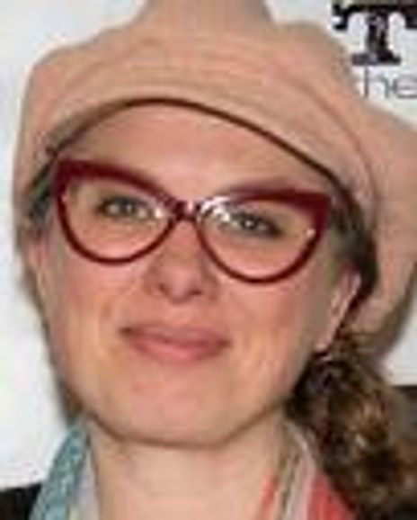 Jenny Bennett Headshot