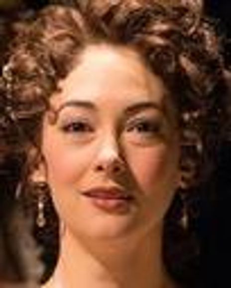 Sara Norton Headshot