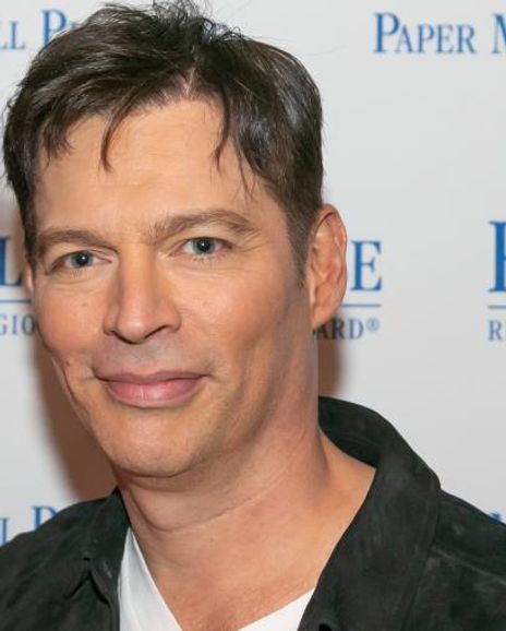 Harry Connick Headshot