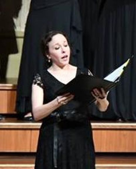 Kelli Lawless Headshot