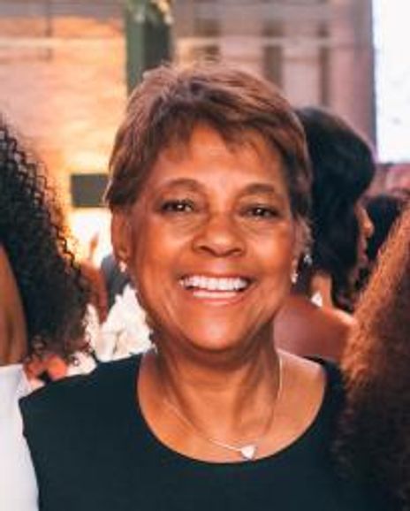 Kym Hubbard Headshot