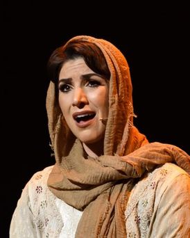 Soophia Foroughi Headshot