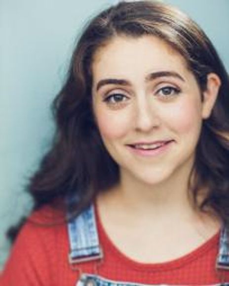 Samantha Hahn Headshot