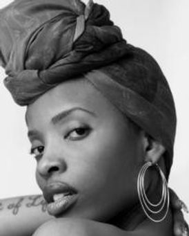 Shacura Wade Headshot