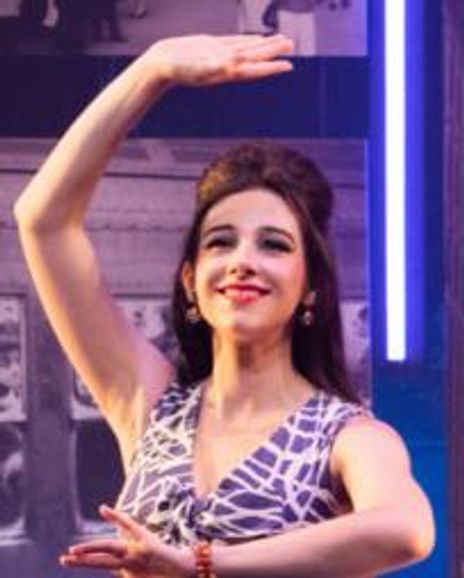 Ellie Kally Headshot