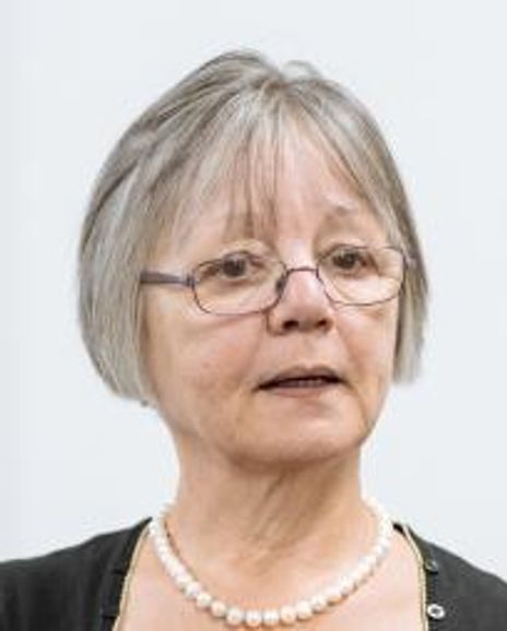 Anna Lindup Headshot