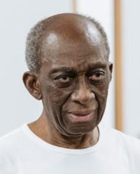 Louis Mahoney Headshot