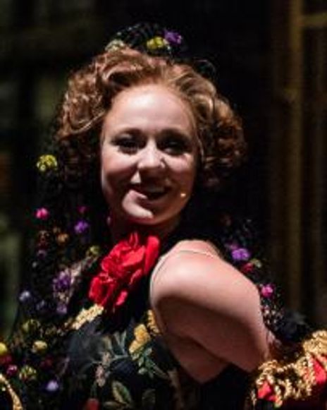 Haley Holcomb Headshot