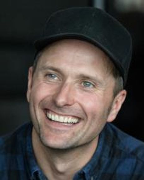 Edward Hogg Headshot