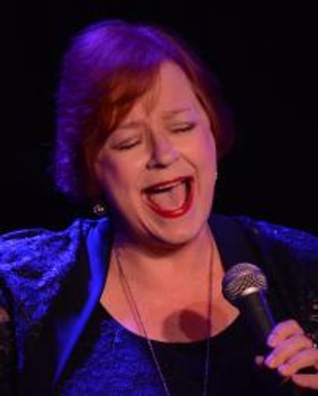 Teresa Fischer Headshot