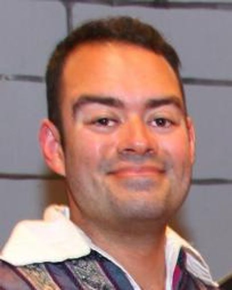 Eric Mansilla Headshot