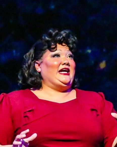 Christina Wells Headshot