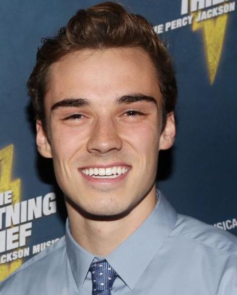 Sam Leicht Headshot