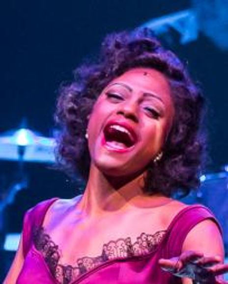 Katherine Lee Bourne Headshot