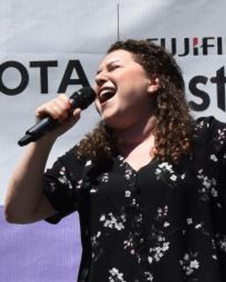 Brooke Taylor Headshot