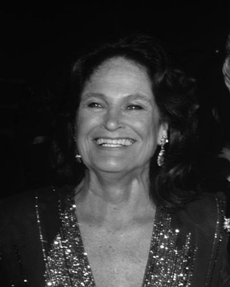 Coleen Dewhurst Headshot