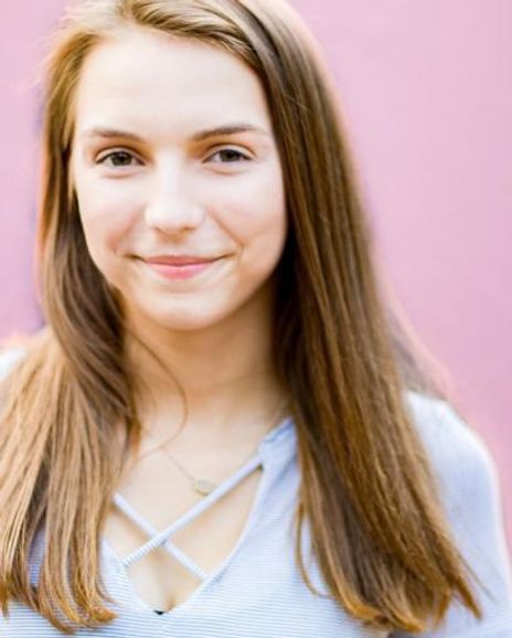 Natalie Lammey Headshot