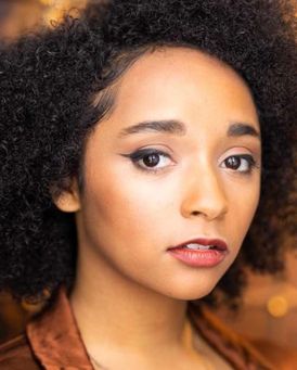 Christina Jones Headshot