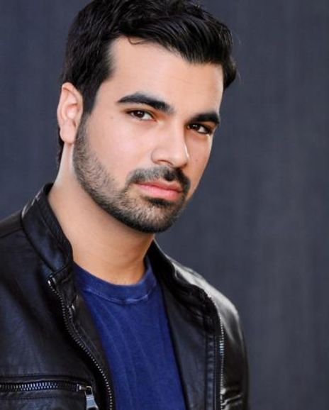 Max Realyvasquez Headshot