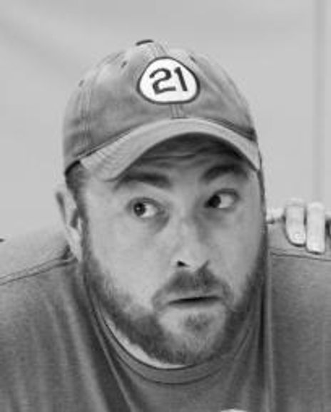 Daniel Pivovar Headshot