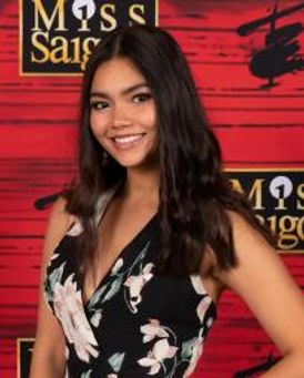 Myra Molloy Headshot