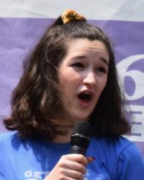 Noa Solario Headshot