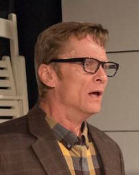 Timothy Mullins Headshot