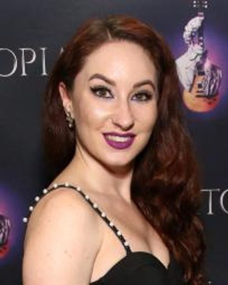 Robin Adele Anderson Headshot