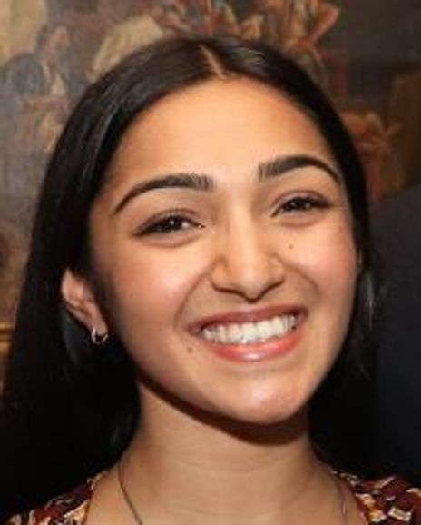 Aneesha Kudtarkar Headshot