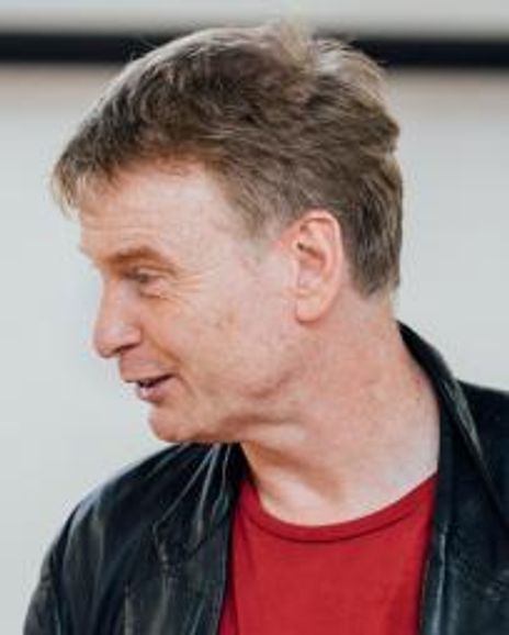 Paul McEwan Headshot