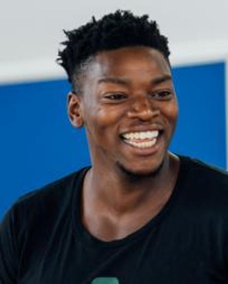 Victor Oshin Headshot