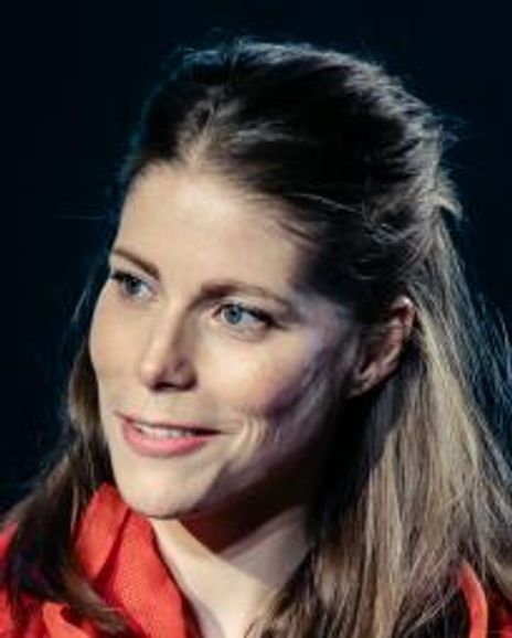 Lindsay Fraser Headshot