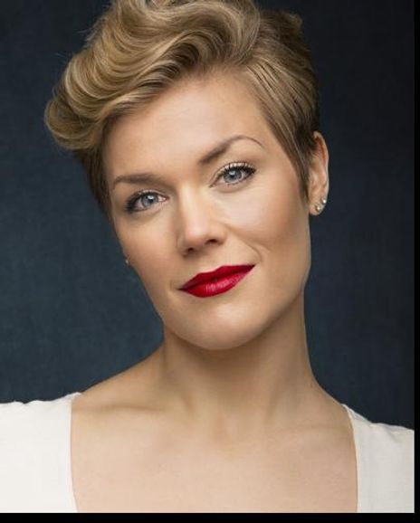 Sandy Taylor Headshot